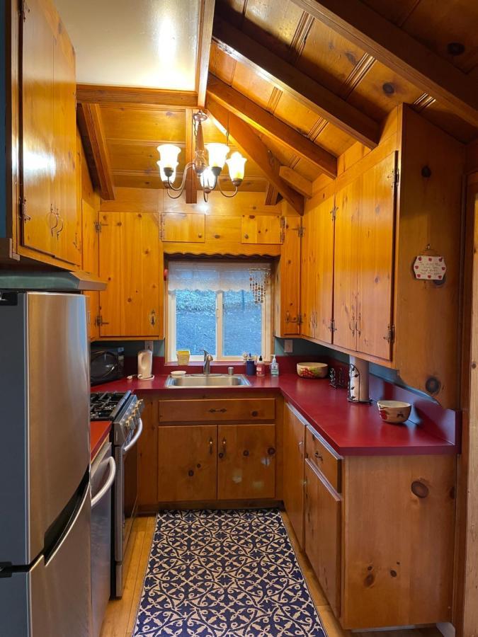 Blue Bird Cottage - Pet Friendly 朱利安 外观 照片